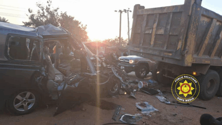 5 dead, 4 rescued in Asikuma Junction crash